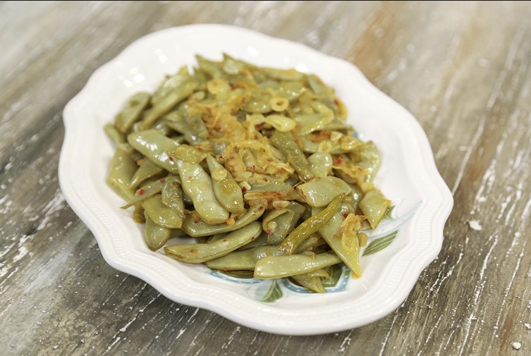 Turşu Kavurması gerçek Karadeniz usulü tarifi! Soğanların karamelize sırrı, püf noktaları ve tam kıvamında lezzetiyle eşsiz bir rehber. Hemen keşfedin